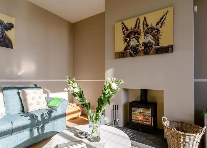 3 Bed In York Oc-79525 Deighton