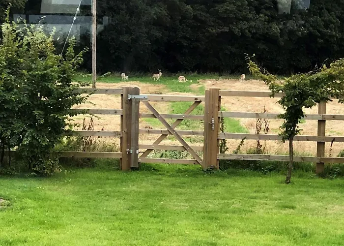 3 Bed In York Oc-79525 Deighton